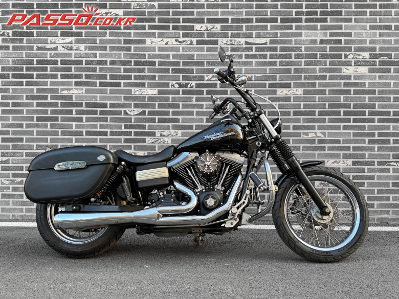 Harley-Davidson 다이나 스트릿밥