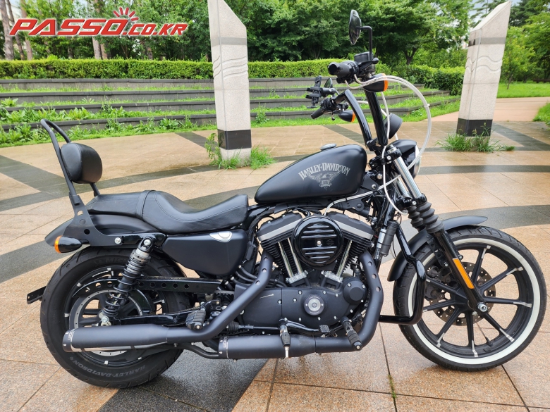 Harley-Davidson 아이언 883