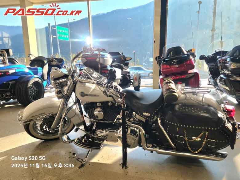 Harley-Davidson 헤리티지소프테일클래식