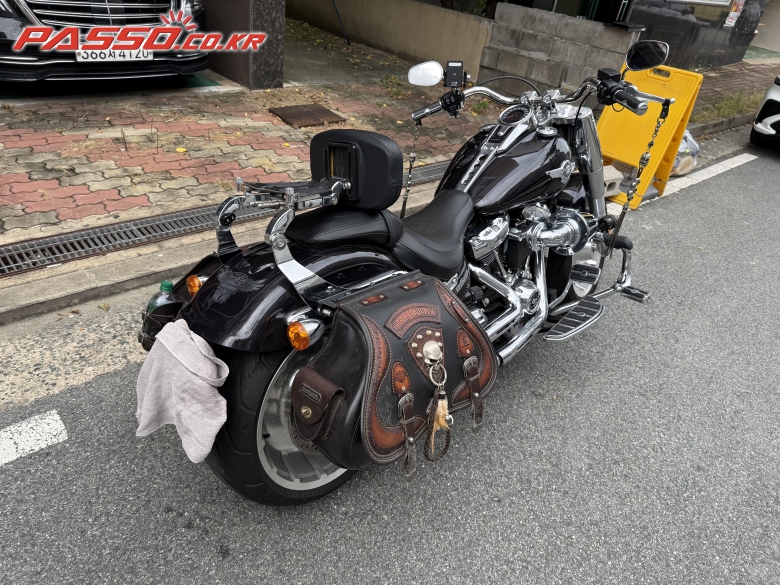 Harley-Davidson 팻보이 114