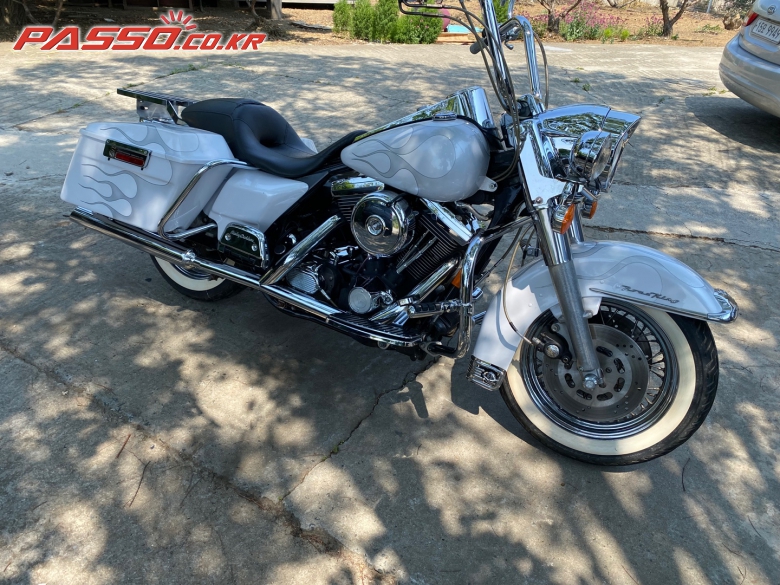 Harley-Davidson 로드킹