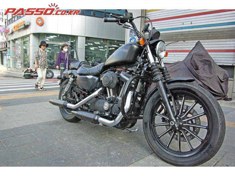 Harley-Davidson 아이언 883