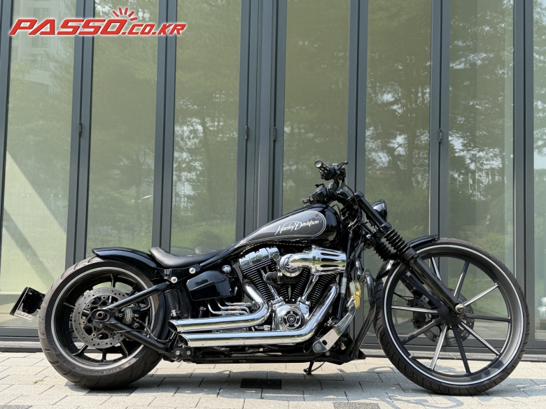 Harley-Davidson 브레이크아웃