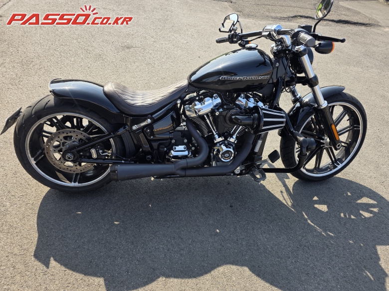 Harley-Davidson 브레이크아웃 114