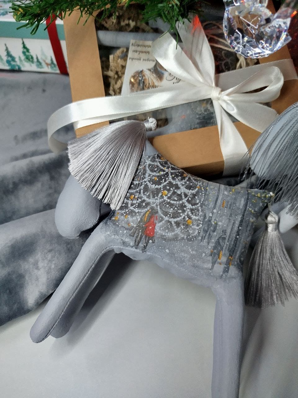 Декоративная лошадка "Зимняя сказка с чёлкой" ручной работы в технике грунтованного текстиля