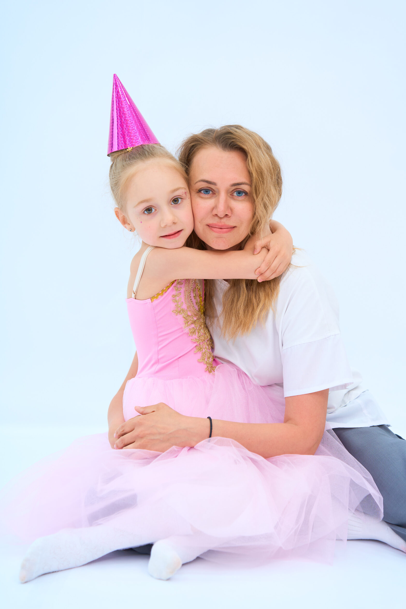 Фото 30: 6 лет · Мебельная
