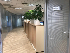 Купить Помещение под Офис 310 м2 в в Бизнес Центре 