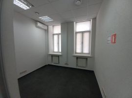 Аренда Офиса  157 м2  в БЦ 