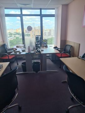 Аренда Офиса  1140 м2 в Бизнес-Центре 