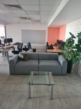 Аренда Офиса  1140 м2 в Бизнес-Центре 