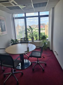 Аренда Офиса  1140 м2 в Бизнес-Центре 