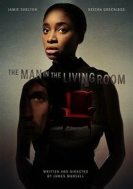 Мужчина в гостиной