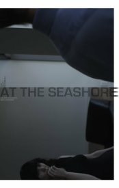 На побережье