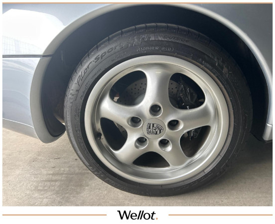 Изображение лота 1995 Porsche 911 Carrera (993)