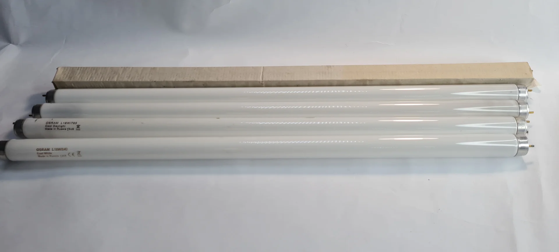 Лампа люминесцентная.OSRAM L18/765,18 ВТ,59см - миниатюра 2