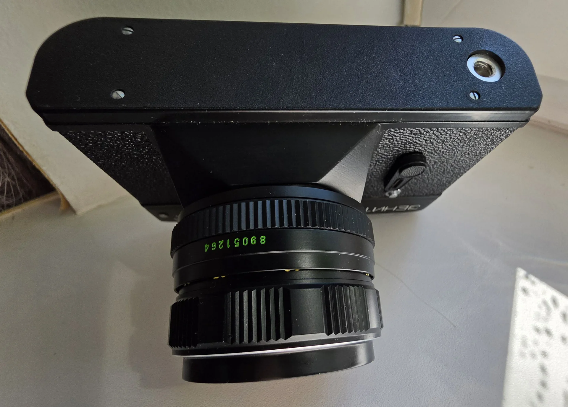 Фотоаппарат Зенит с объективом Helios-44М-4  2/58. - миниатюра 10
