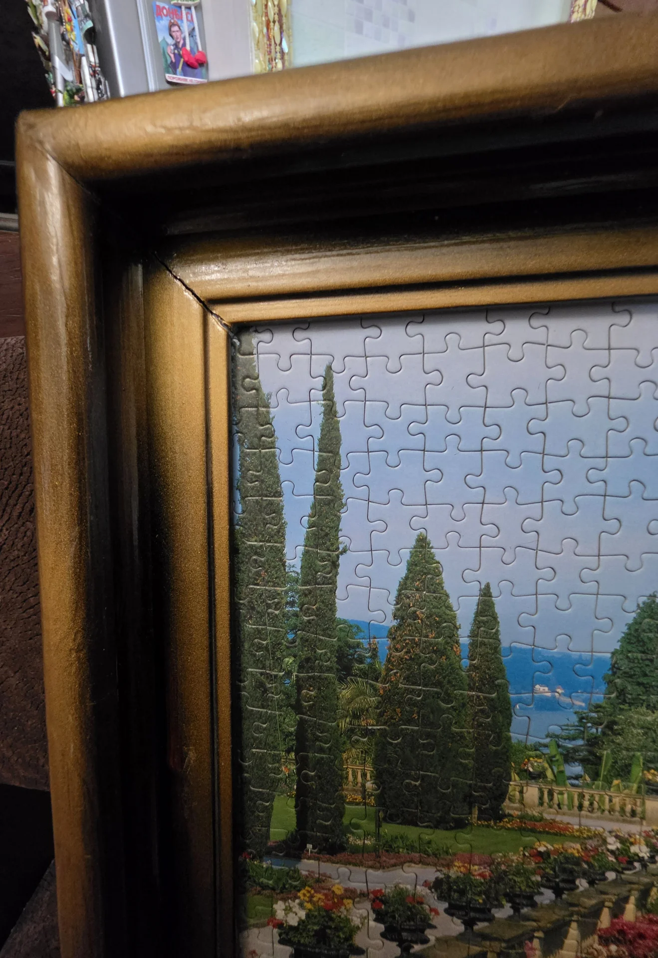 Картина в деревянной раме из пазлов, 59.5×6×46 - миниатюра 2