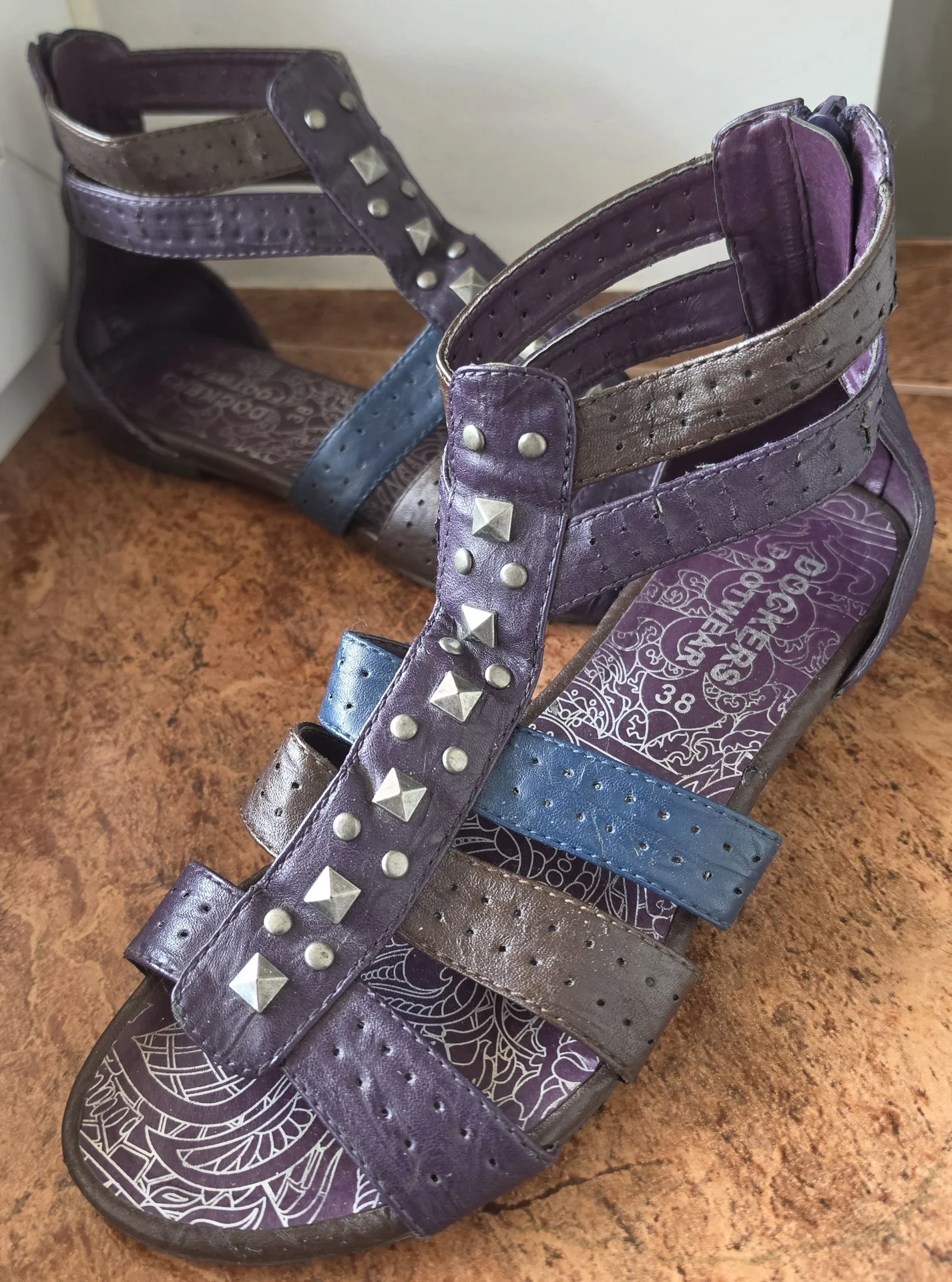 Боссоножки Dockers Footweak 38 размера .Новые - изображение 1