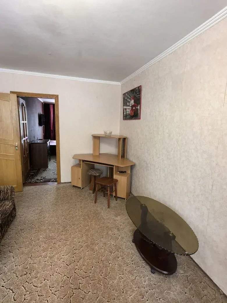 2-к квартира 46 кв.м длительно - миниатюра 2