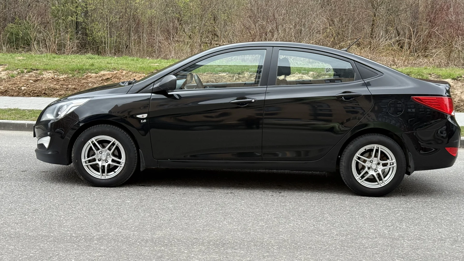 Hyundai Solaris 2014 - миниатюра 6