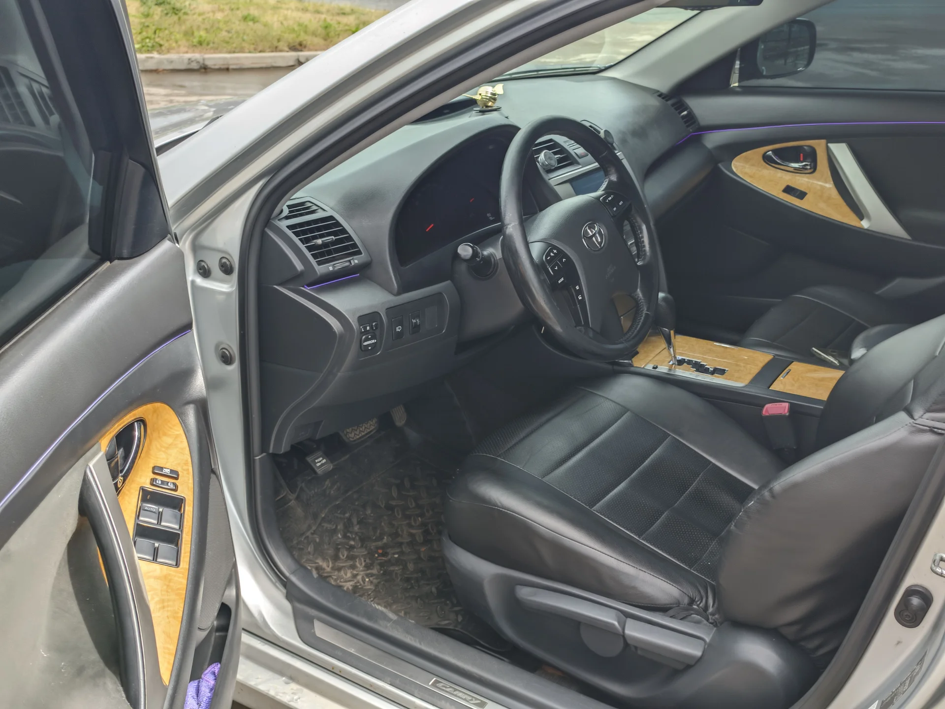 Toyota camry 40 - миниатюра 7