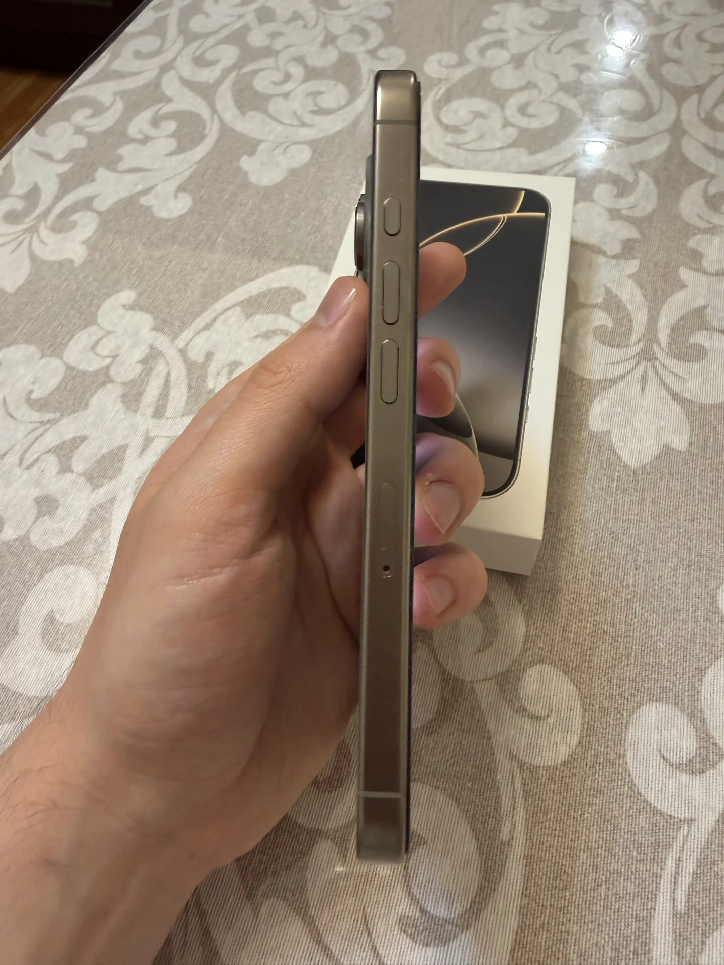 IPhone 16 pro 256gb SIM + eSIM - миниатюра 8