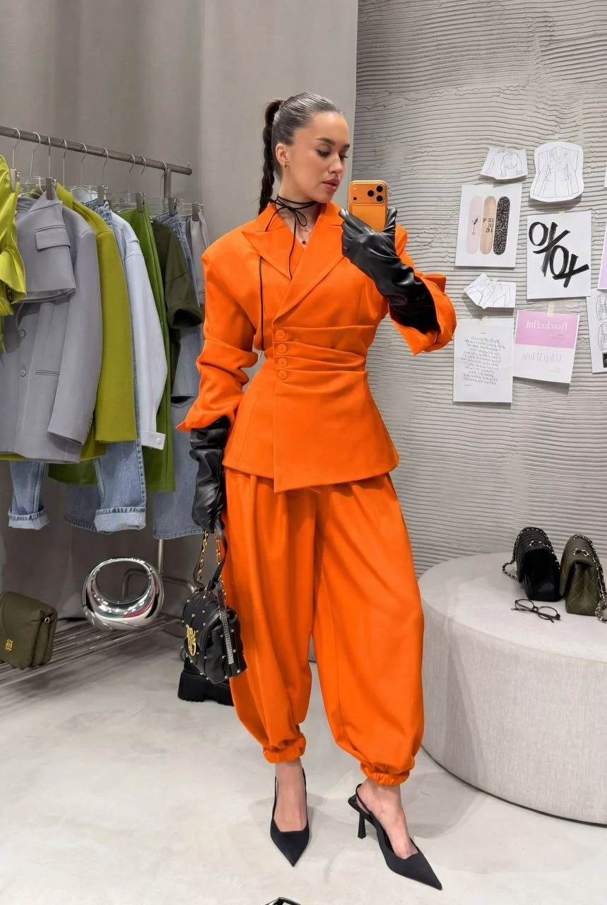 Костюм Trend Suit с акцентной талией - изображение 1