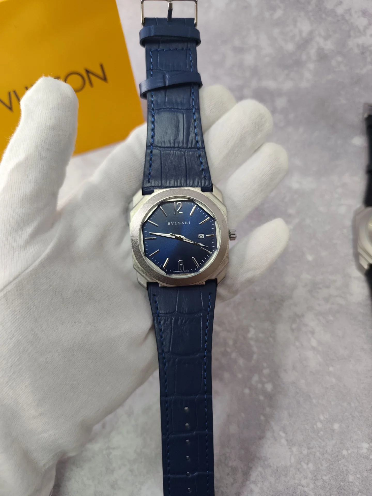 Наручные часы мужские Bvlgari - миниатюра 2