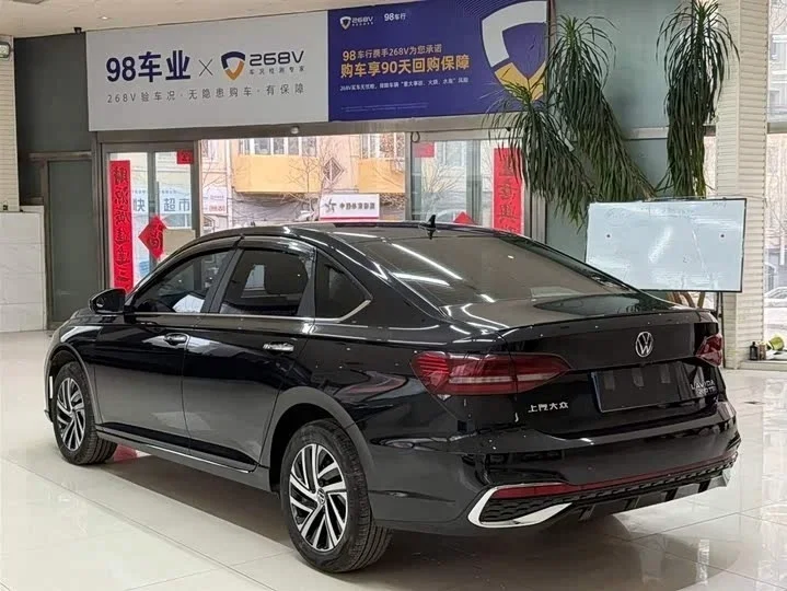 Volkswagen Lavida III Рестайлинг - миниатюра 7