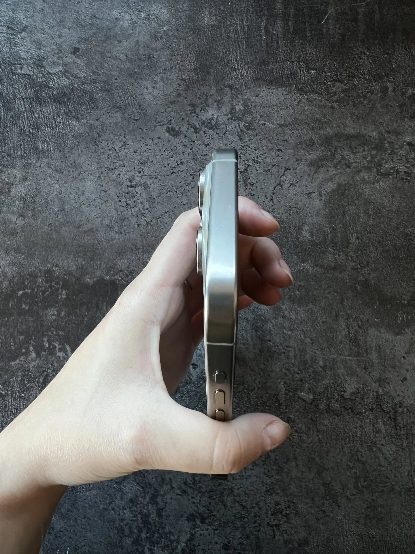 iPhone 16 Pro - миниатюра 4