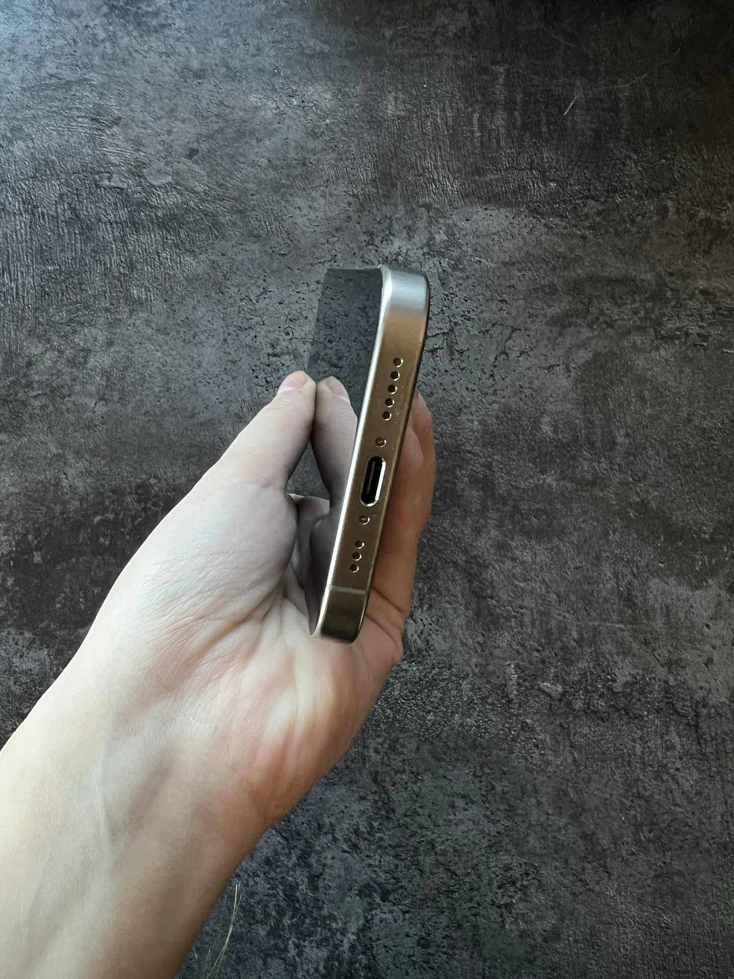 iPhone 16 Pro - миниатюра 6