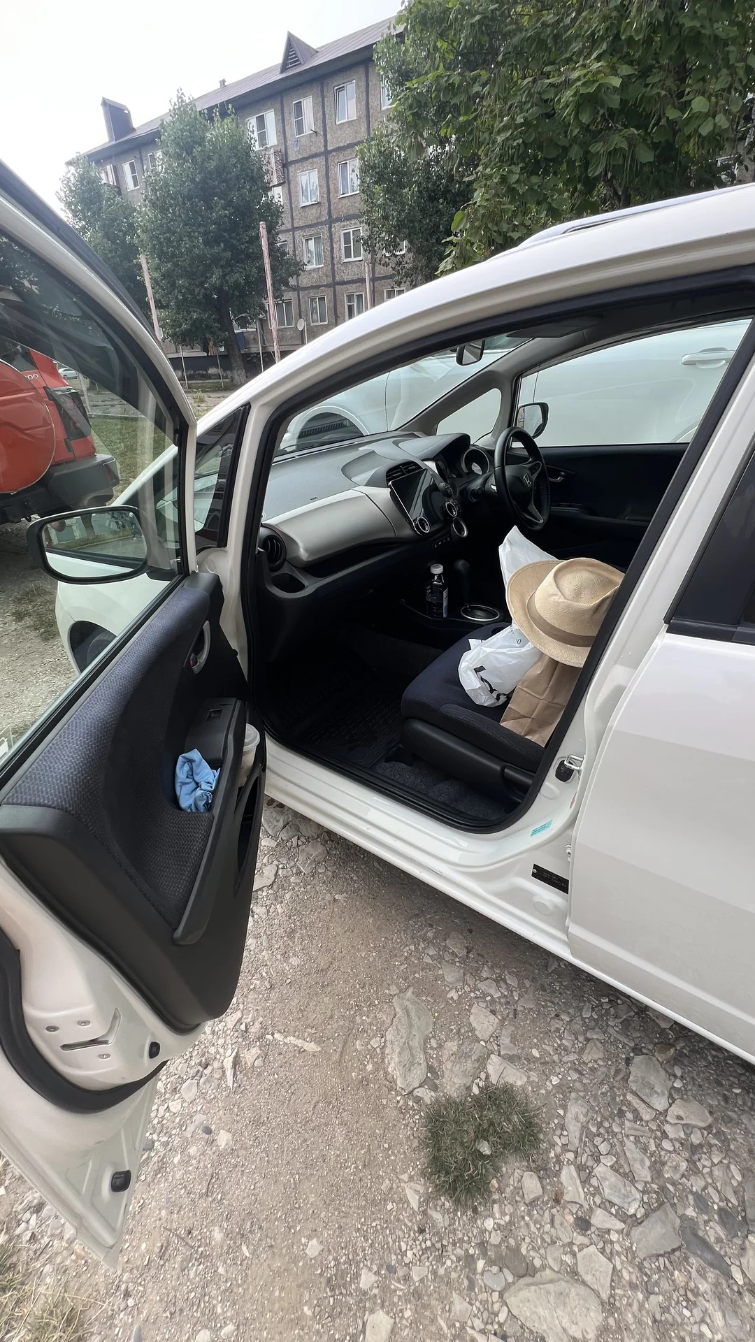 Honda Fit Hybrid - миниатюра 6