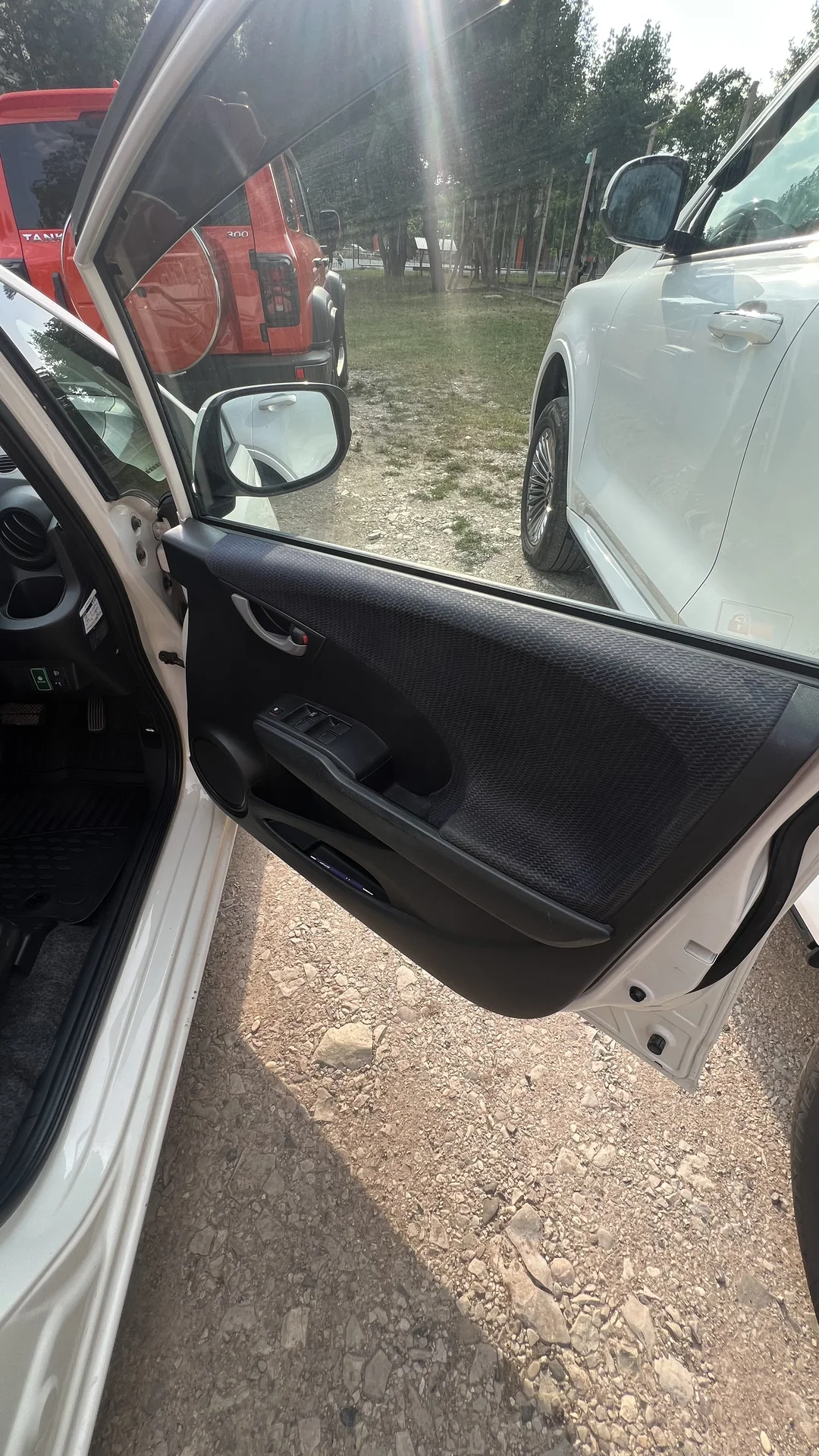 Honda Fit Hybrid - миниатюра 11