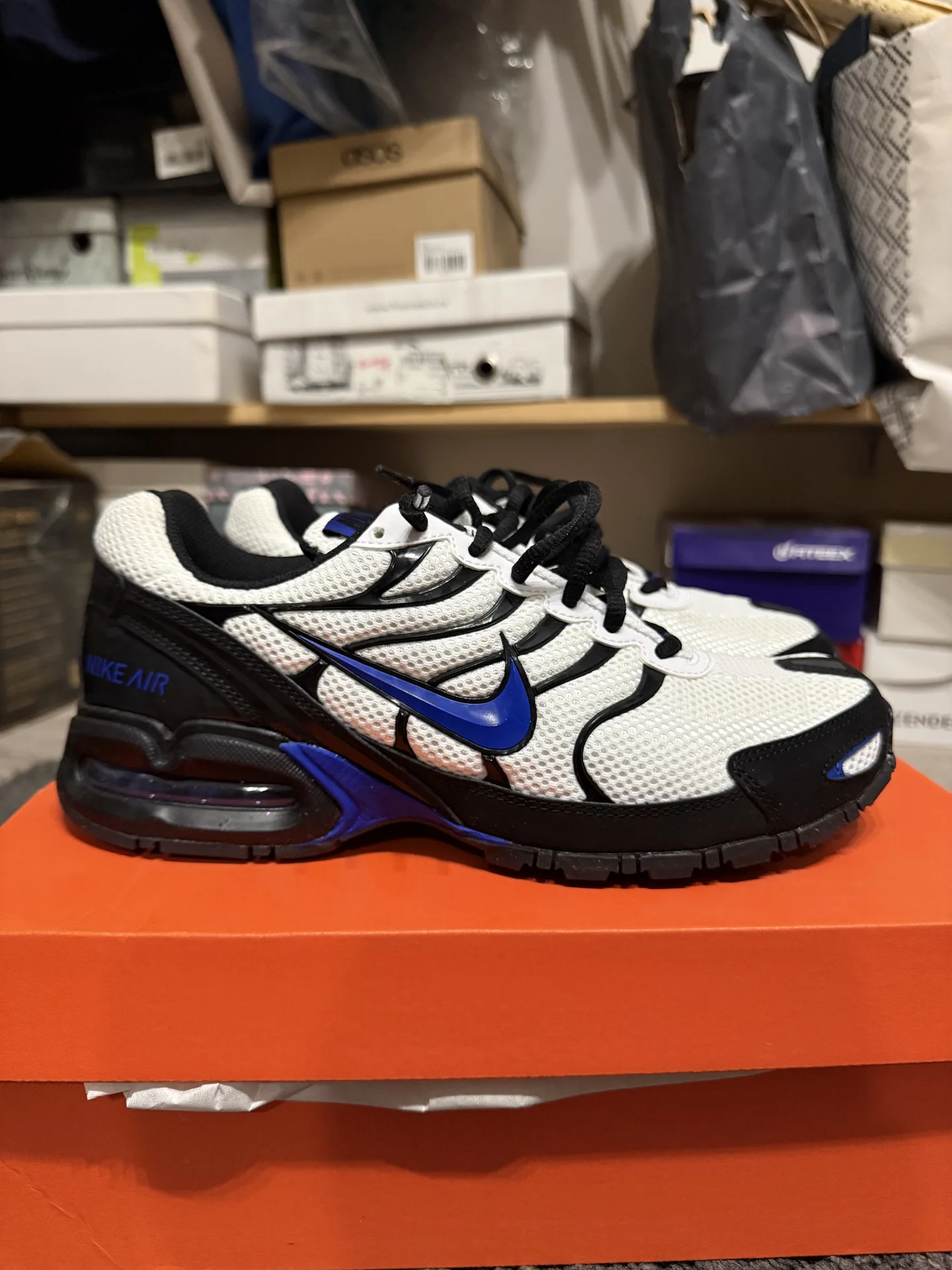 Кроссовки. Nike Tourch 4 - изображение 1