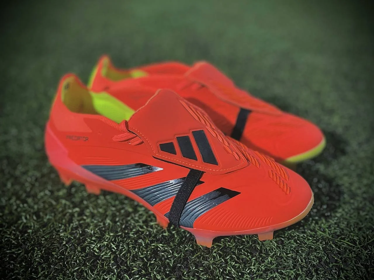 Бутсы Adidas Predator - изображение 1