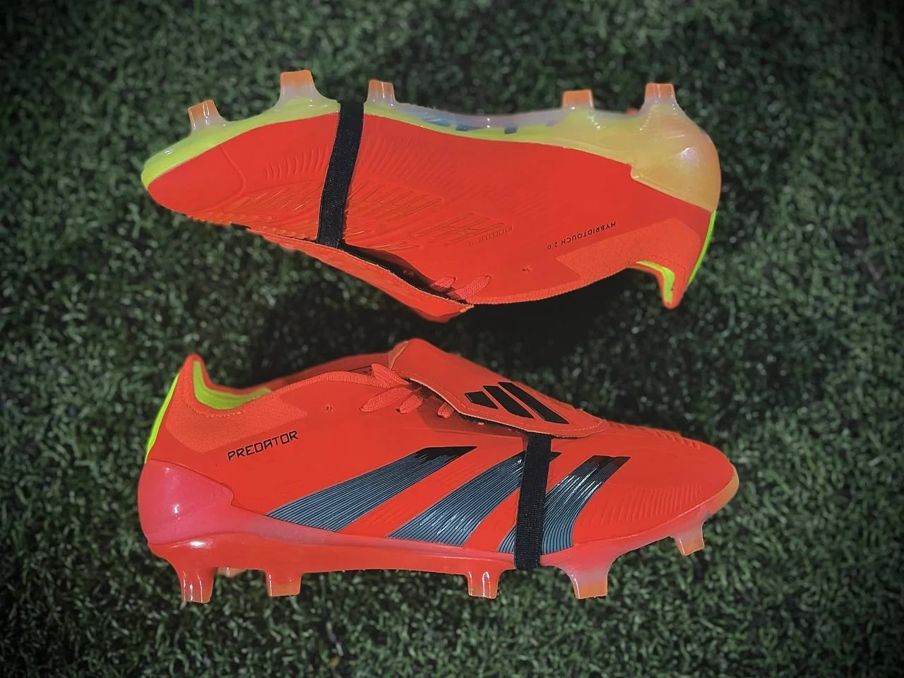 Бутсы Adidas Predator - миниатюра 2