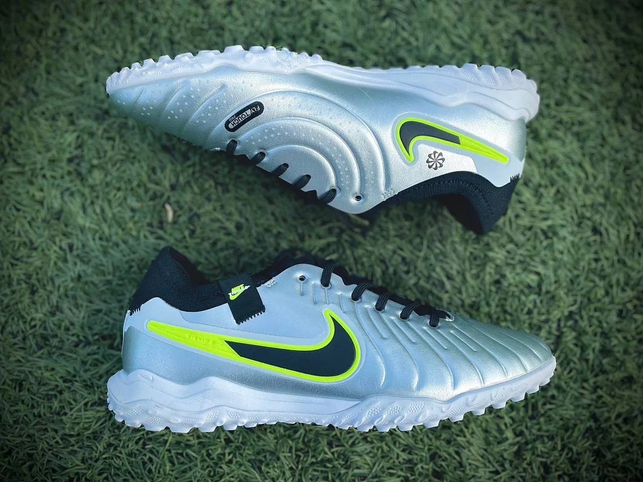 Сороконожки Nike Tiempo Legend 10 Pro - миниатюра 2