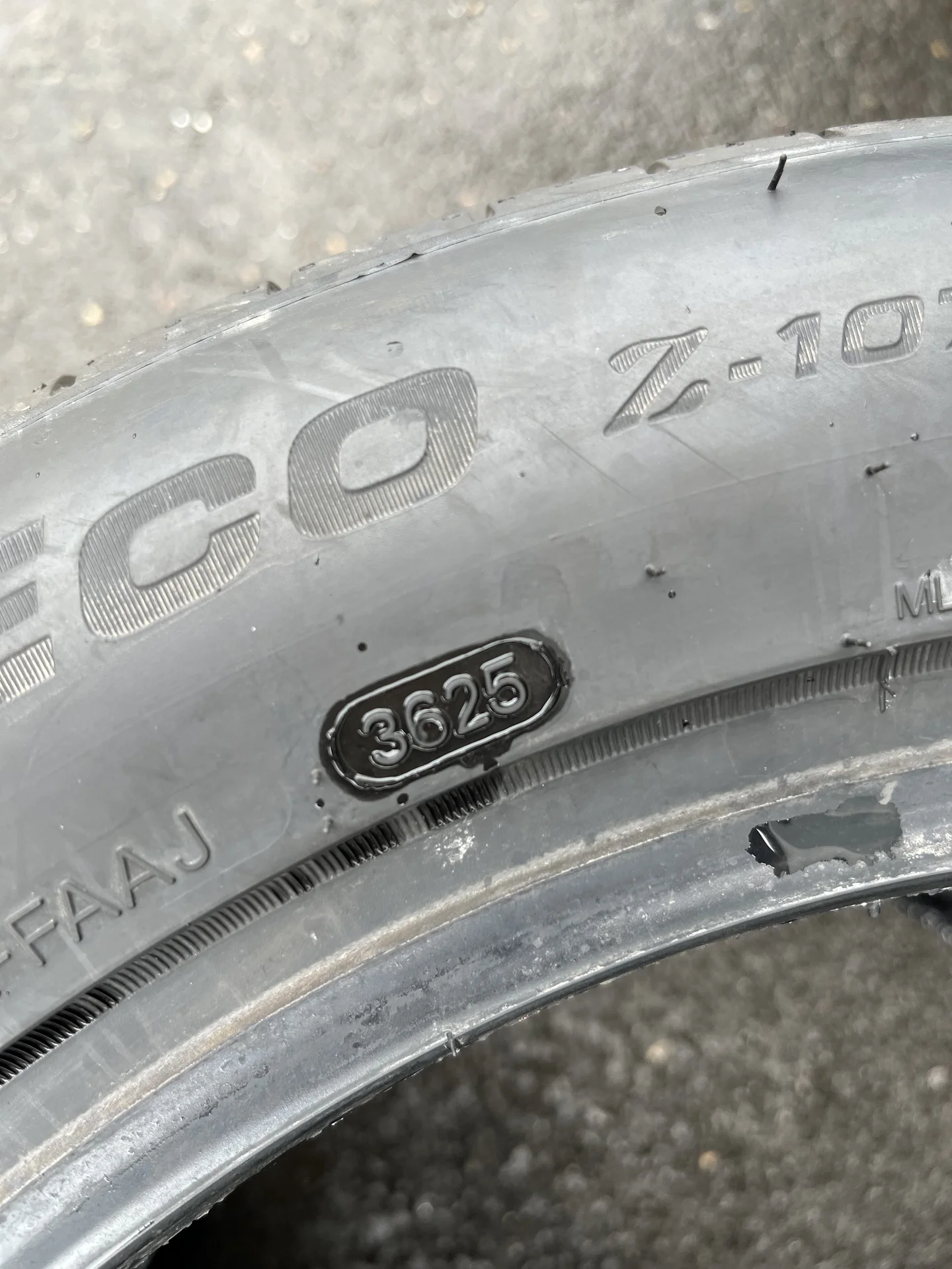 Шины летние 215/55 R17 - миниатюра 3