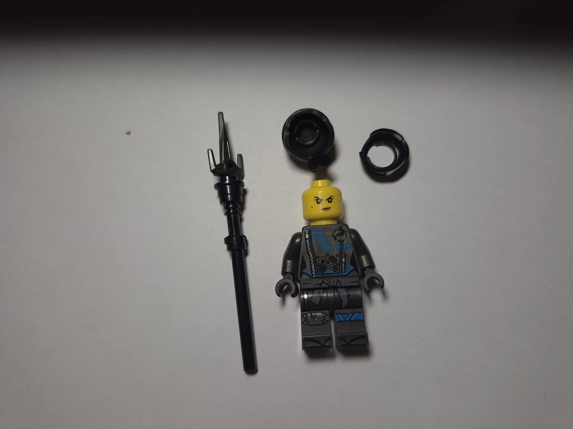 Lego ninjago Фигурка Нии 9 сезон - миниатюра 3