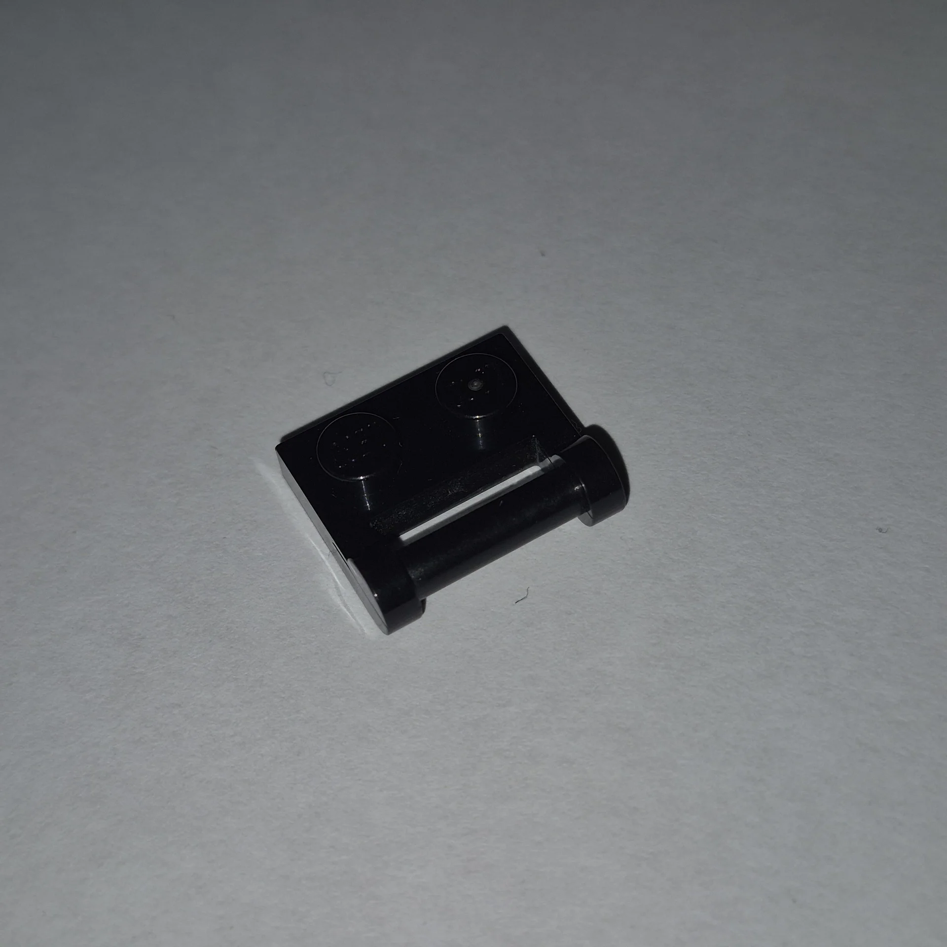 деталь LEGO 48336 Черная (Пластина 1х2 с ручкой)