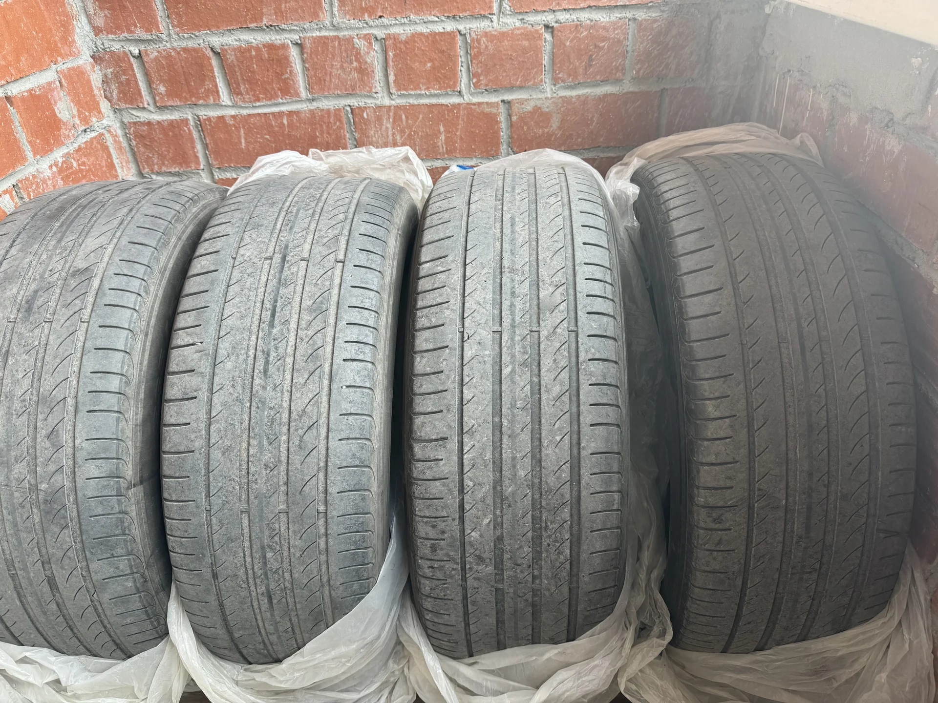 Летние шины Pirelli Powergy 235/55/18 - миниатюра 3