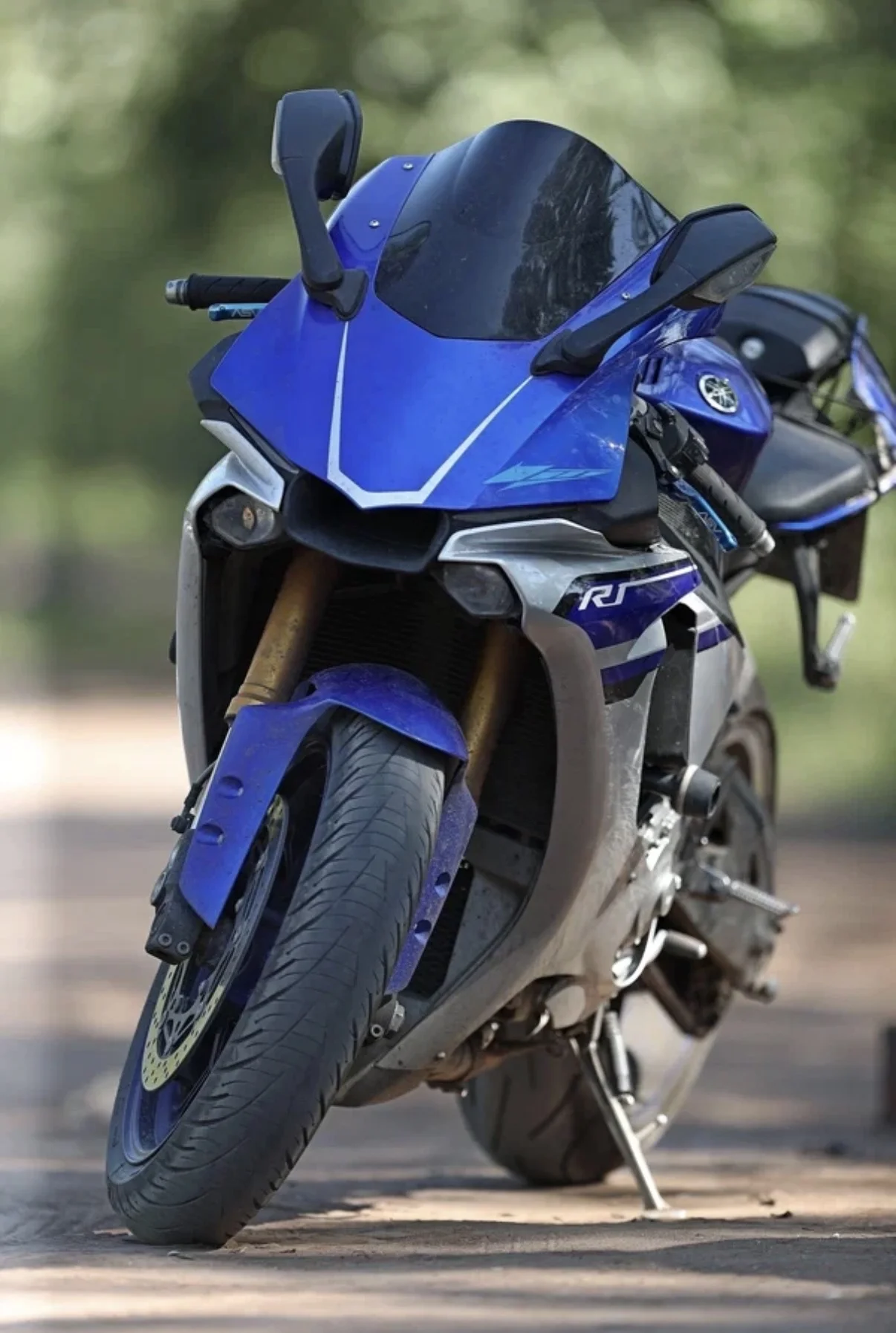 Yamaha YZF-R1 - миниатюра 5
