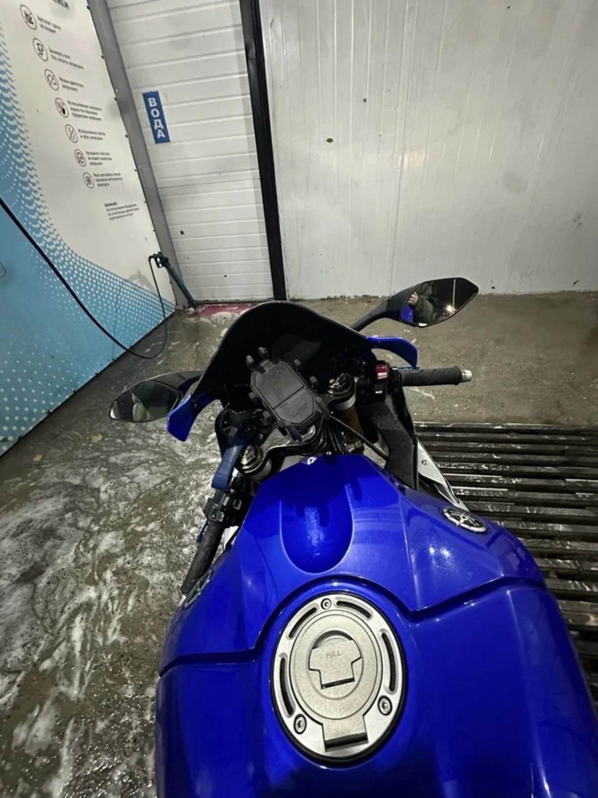 Yamaha YZF-R1 - миниатюра 18