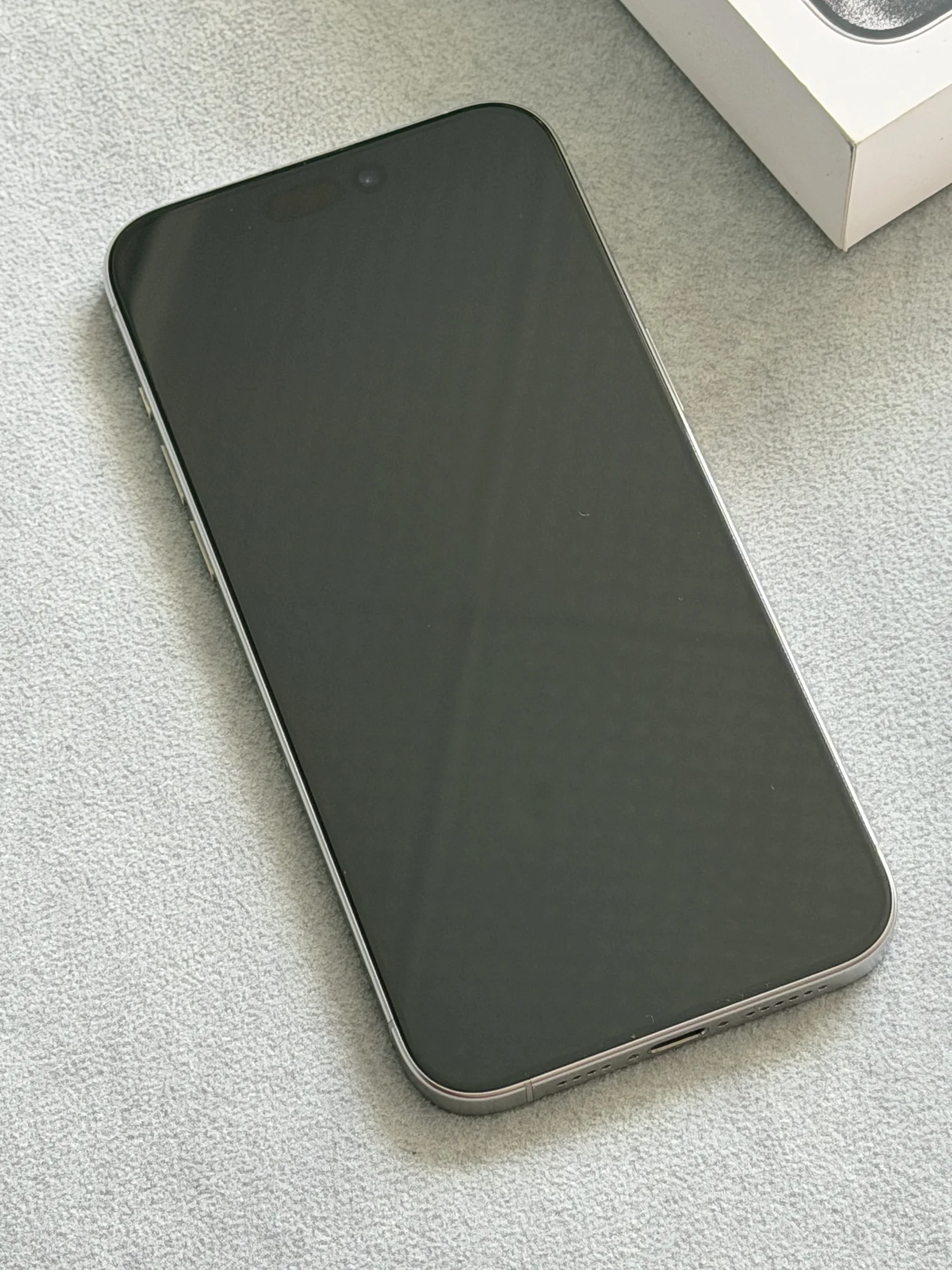 iPhone 15 pro max 256 gb sim+esim - миниатюра 4