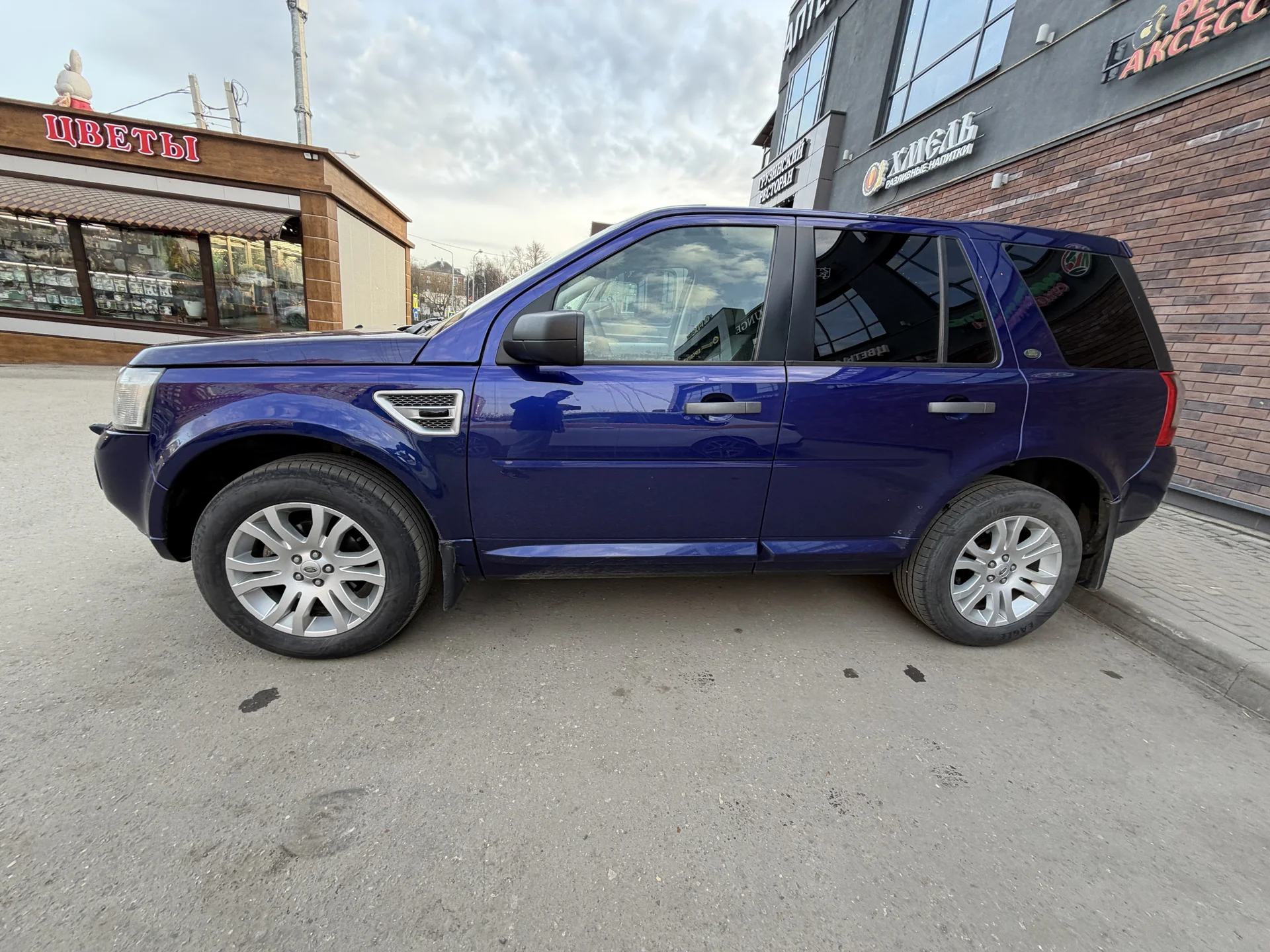 Land Rover Freelender 2 2010г - миниатюра 7