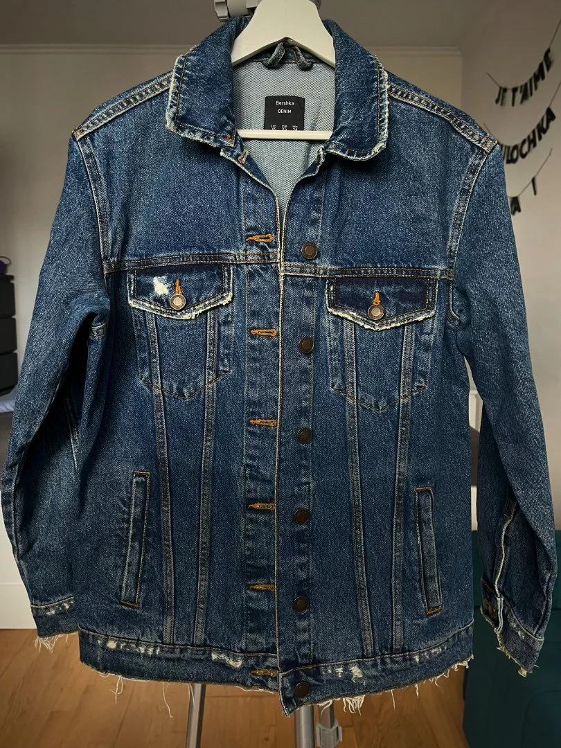 Джинсовая куртка Bershka - изображение 1