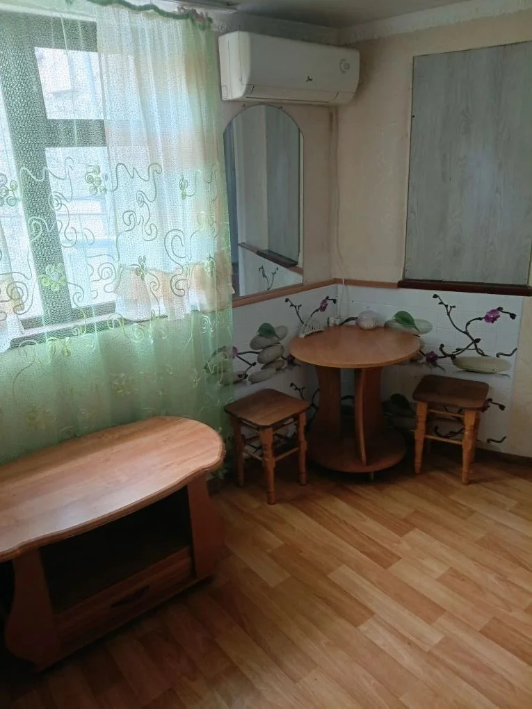 Трехкомнатная квартира в центре Ялты - миниатюра 24