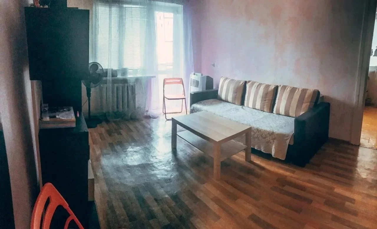 2 к кв 46 м кв ул. Цветочная 9 г.Ялта - миниатюра 3