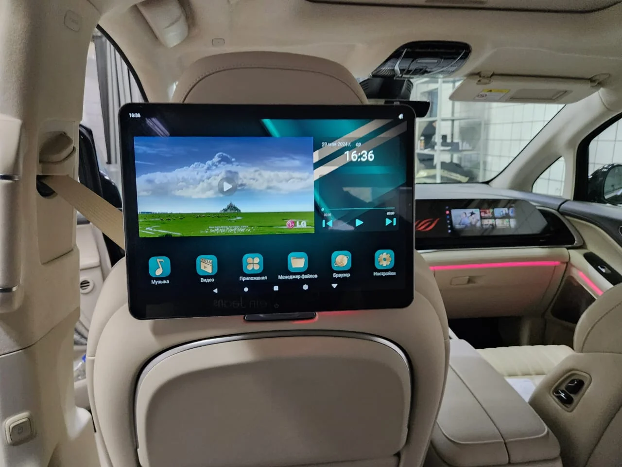 Навесной монитор android 13,3 дюймов (33,7 см) для всех авто - миниатюра 2