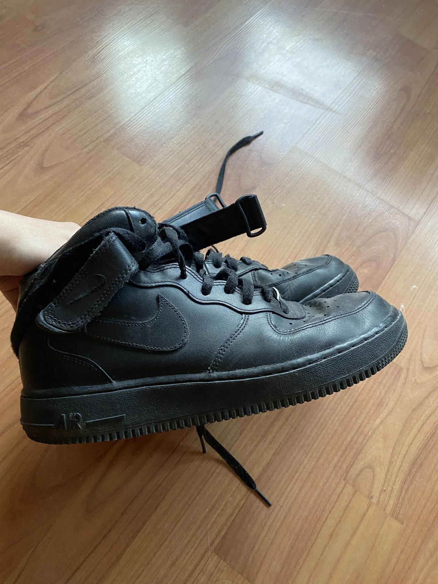 Кроссовки Nike Air Force оригинал 41р - миниатюра 2